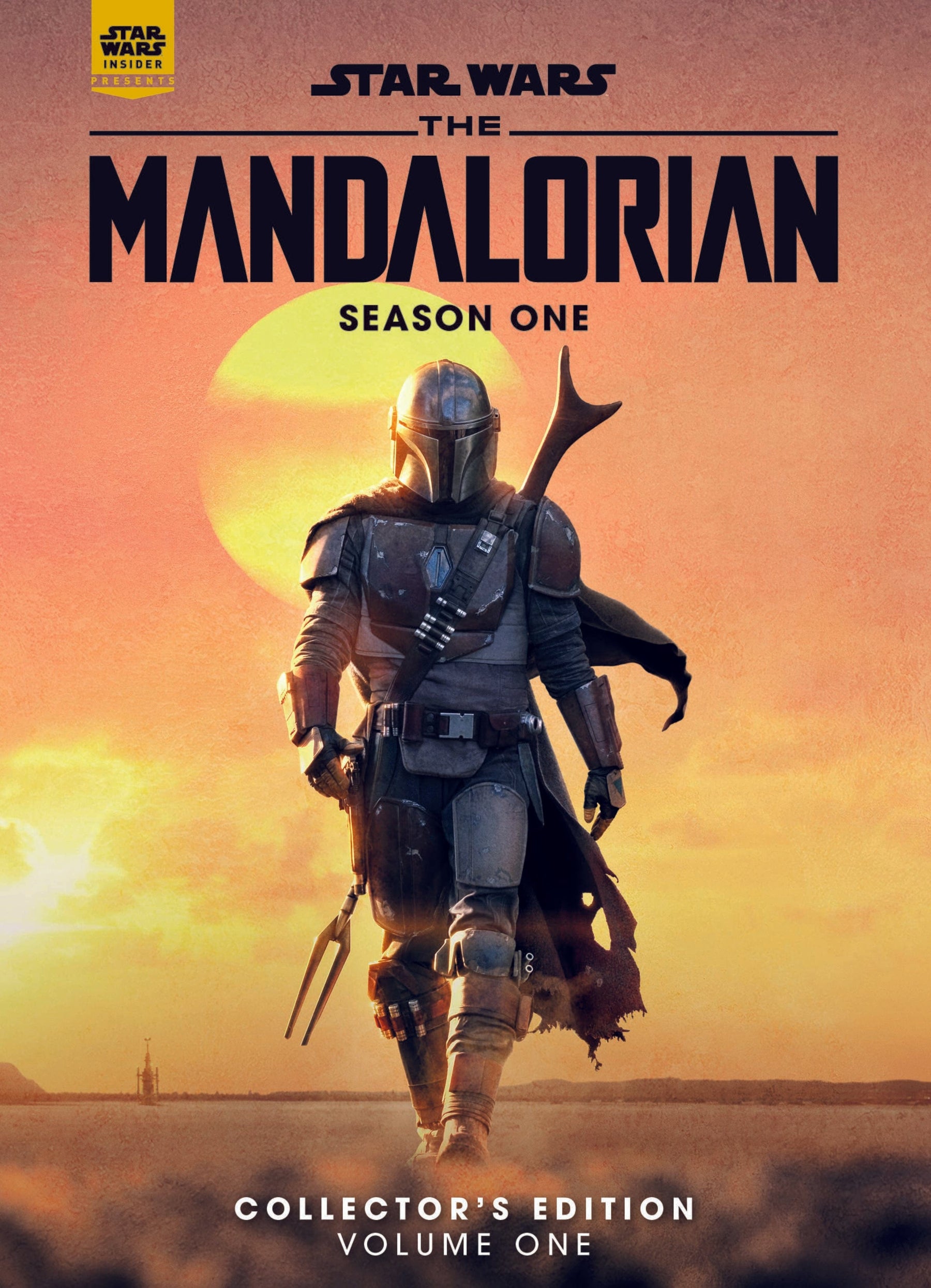 TITAN COMICS Books STAR WARS INSIDER PRESENTS MANDALORIAN SEASON ONE VOL 01 9781787739055 JAN221690